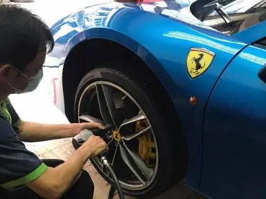 CEDES & CARRIAGE GARAGE SDN BHD