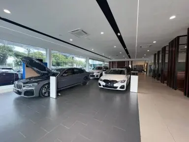 BMW Millennium Welt KL North