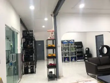 TOP NOTCH TYRES & AUTO SERVICE