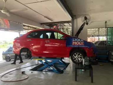 TOP NOTCH TYRES & AUTO SERVICE