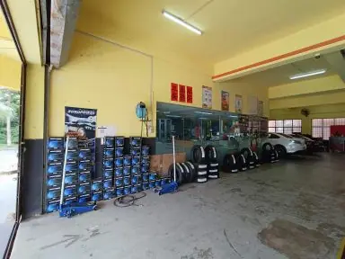 WE AND WHEELS SERVICES (PUTRA)