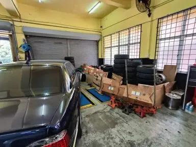 WE AND WHEELS SERVICES (PUTRA)