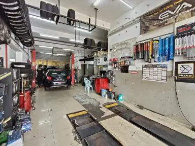 WE AND WHEELS SERVICES (CHERAS)