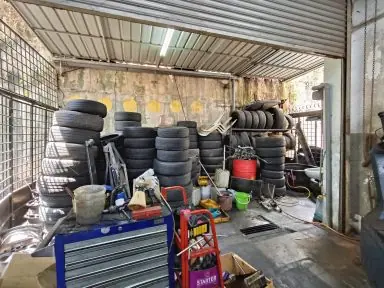 WE AND WHEELS SERVICES (CHERAS)